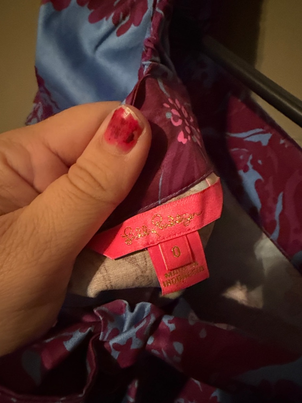 Lilly Pulitzer Blue Top with Fuchsia Floral Print size 0 - Picture 2 of 5